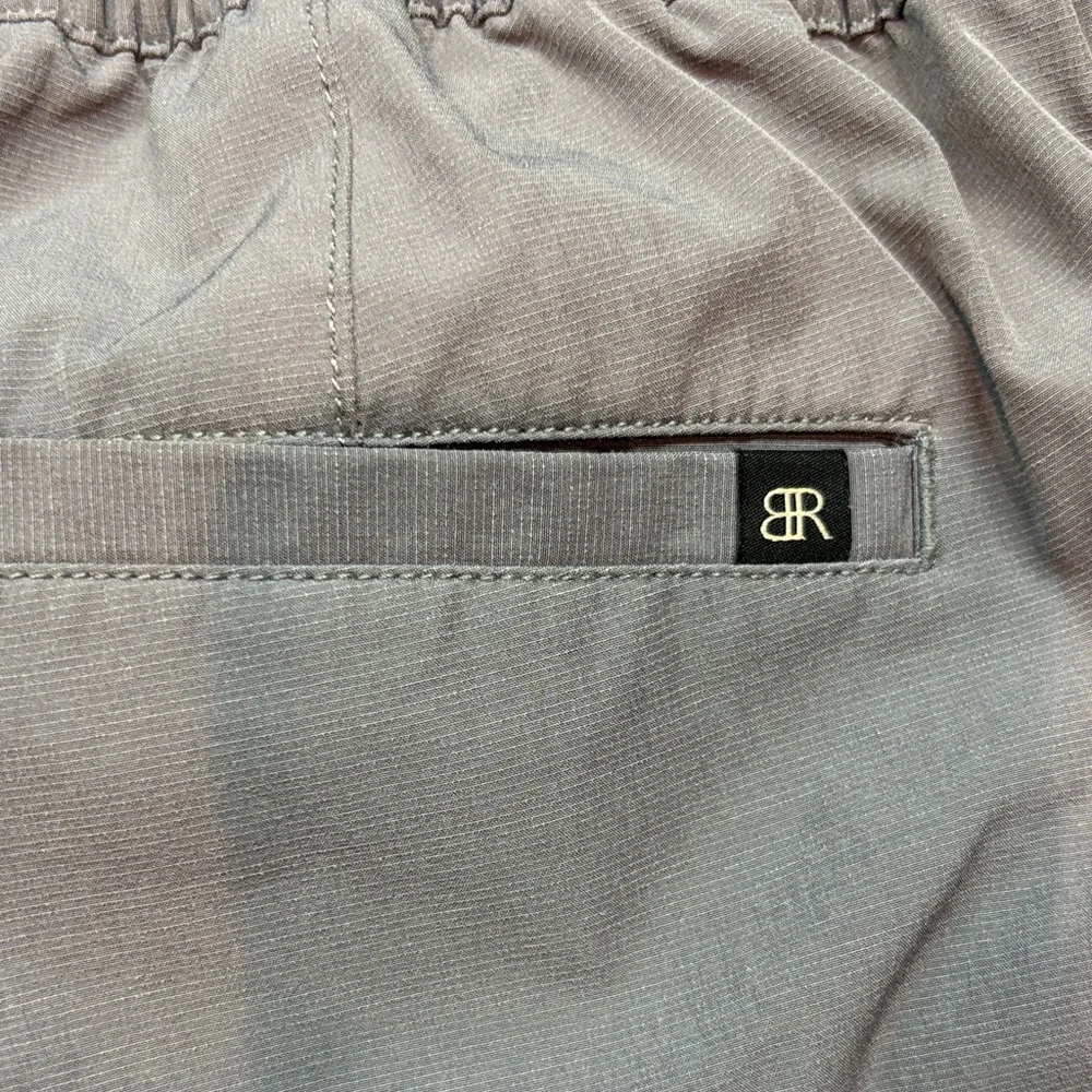 Banana‎ Republic Lightweight Gray Men's Shorts Elastic Comfort 36W Flat Front